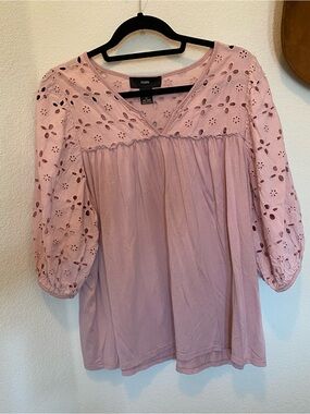 Plus size 2x Rain Pink Eyelet V-Neck Peasant Top